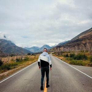 Meet your Posher, Andrian